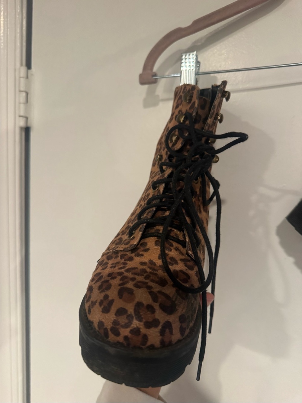 MIA Leopard Print Lace-Up Combat Boots Brown Black Size 7 - Picture 3 of 11